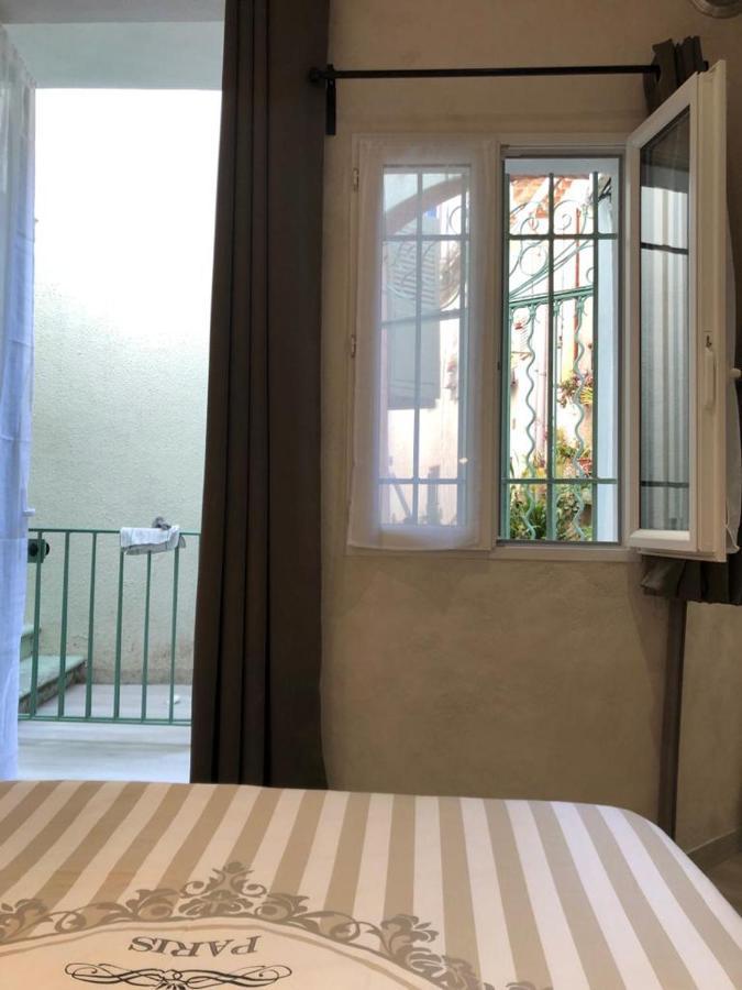 Vieil Antibes, Ravissant 2P Avec Petite Terrasse Apartment Exterior photo
